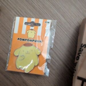 Pompompurin enamel pin sanrio